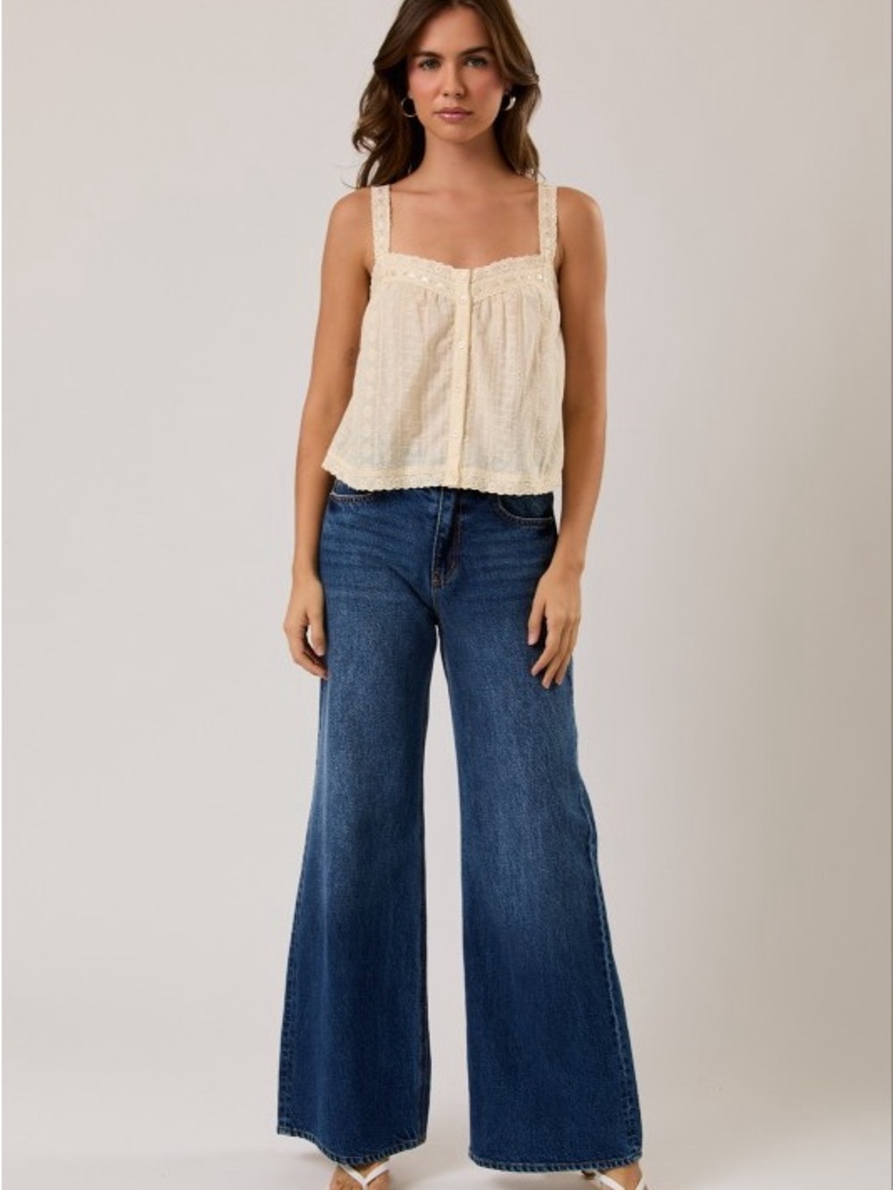 NWT 100% Cotton Yellow Dainty Lace-Trim Sleeveless Cropped Top - Picture 4 of 5